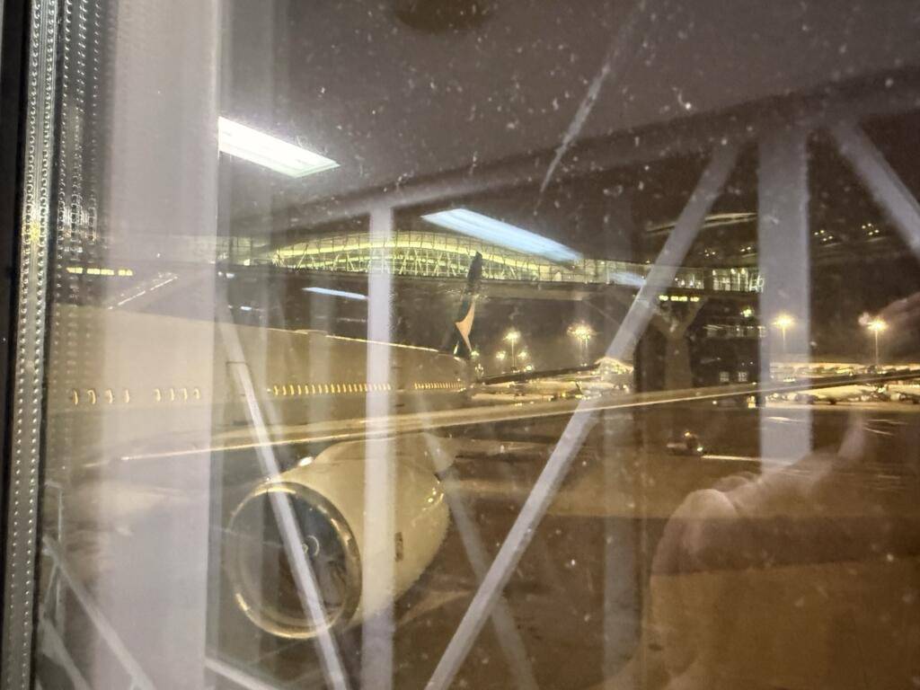 [CX 702] รีวิวสายการบิน Cathay Pacific เที่ยวบิน CX 702 กรุงเทพ ฮ่องกง 22