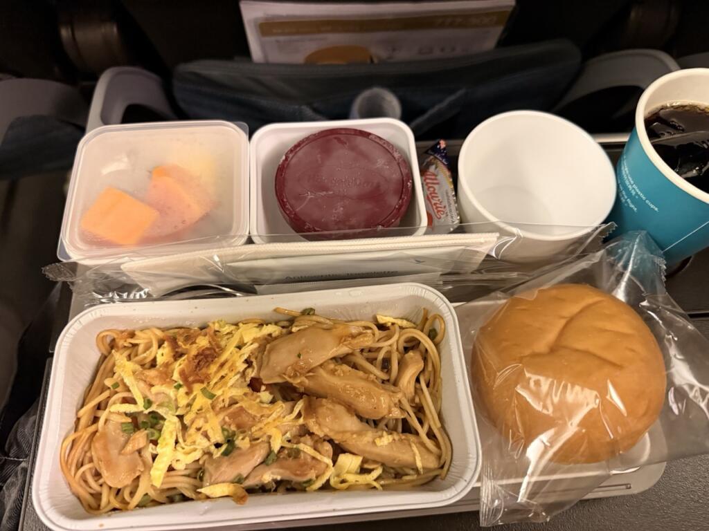 [CX 702] รีวิวสายการบิน Cathay Pacific เที่ยวบิน CX 702 กรุงเทพ ฮ่องกง 9