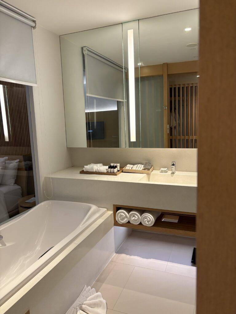 Ace of Hua Hin Review: My Experience Staying in a Deluxe Room 00022